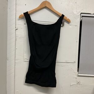 BLANQI support tank in Black